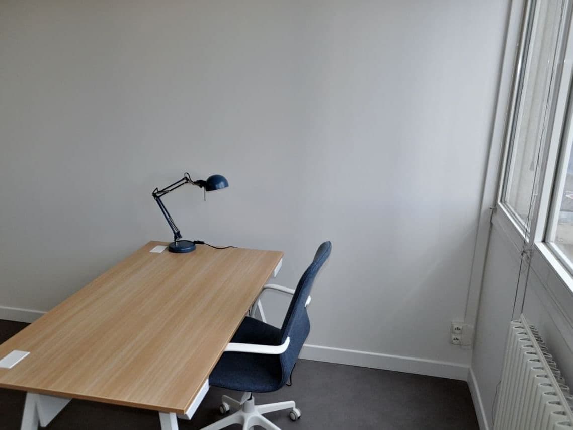 Urban Desk