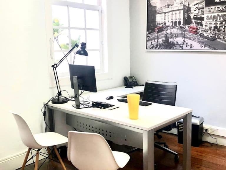 Ax Business Center