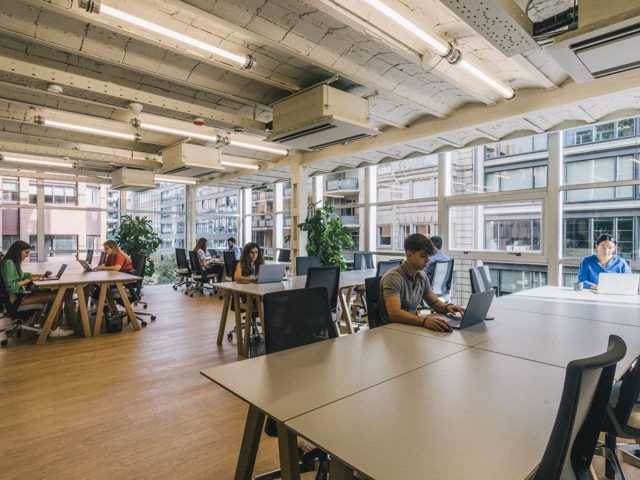 Cloudworks Tuset - Diagonal