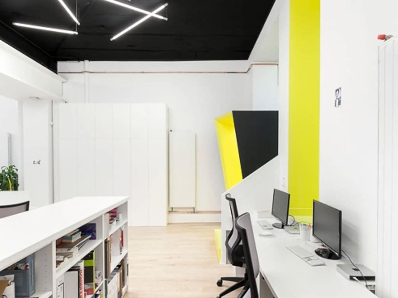 Deskapad Passage Bureau