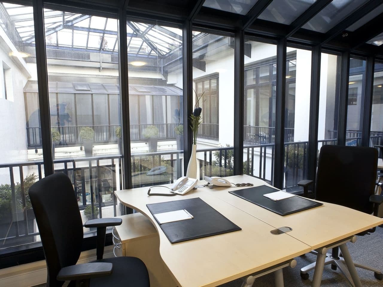 HQ (IWG) - HQ - Pasquier