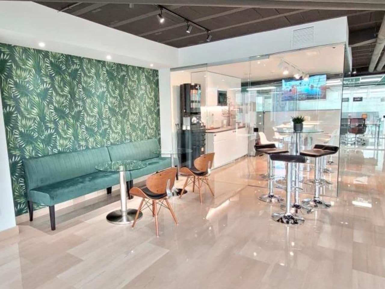 Klammer Workspaces Carlos III