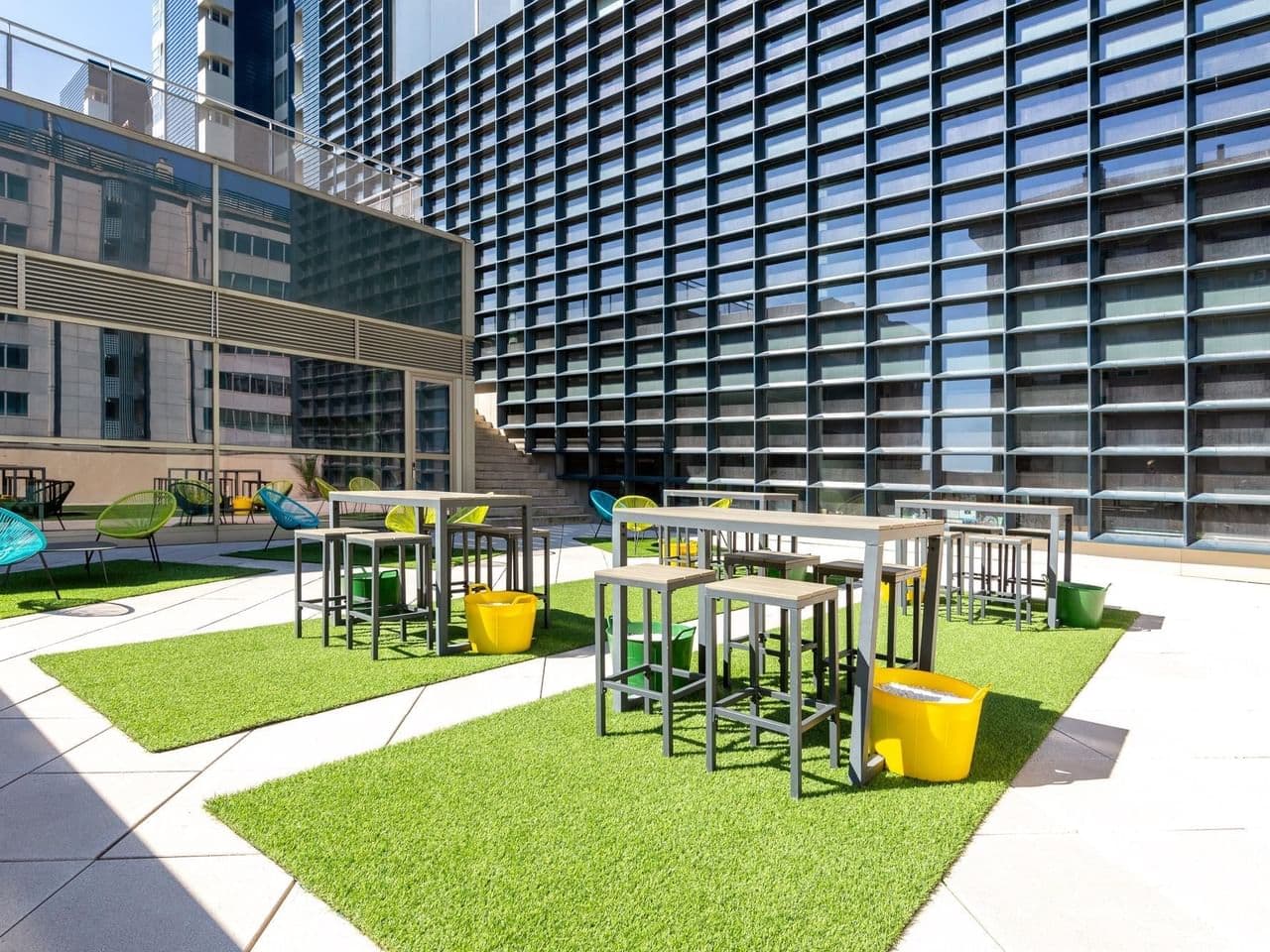 Regus - Aragonia Tower