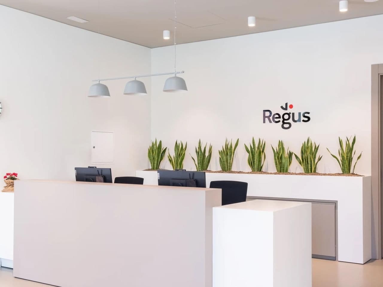 Regus - Calle Chile 54