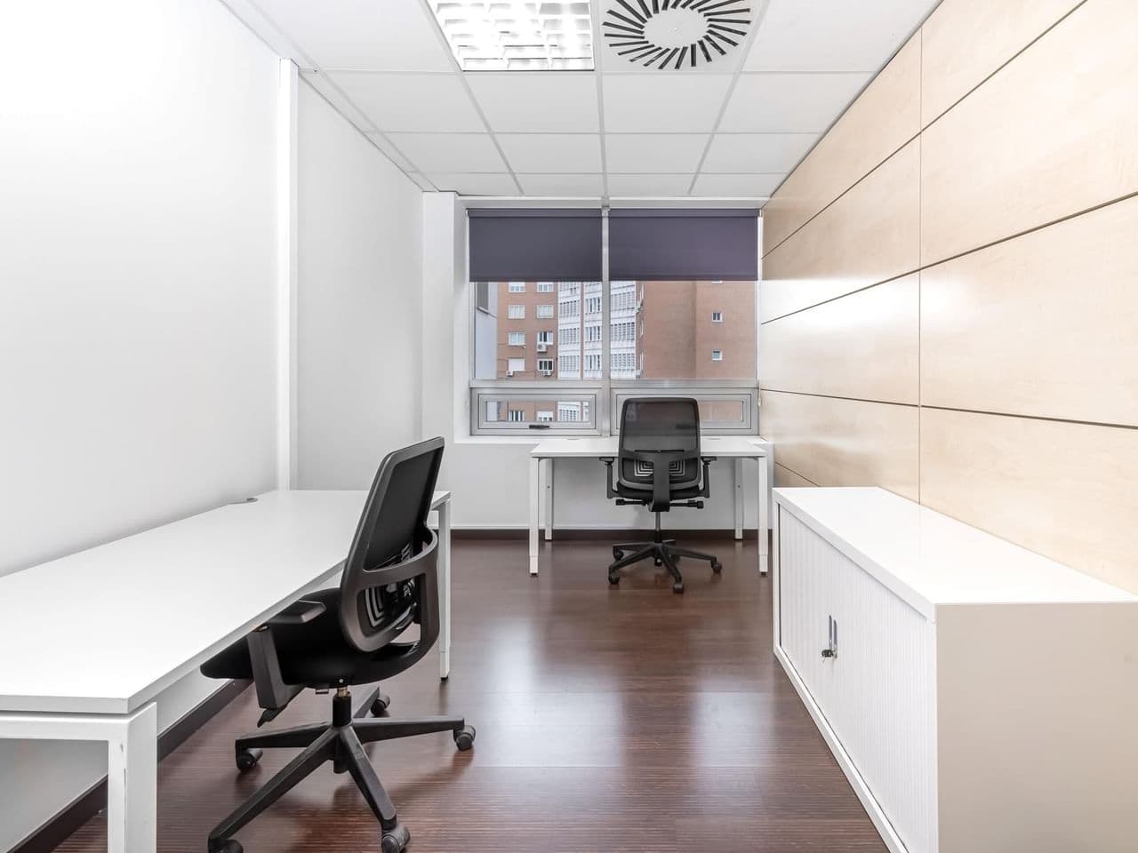 Regus (IWG) - Regus - Calle De Maria De Molina 39
