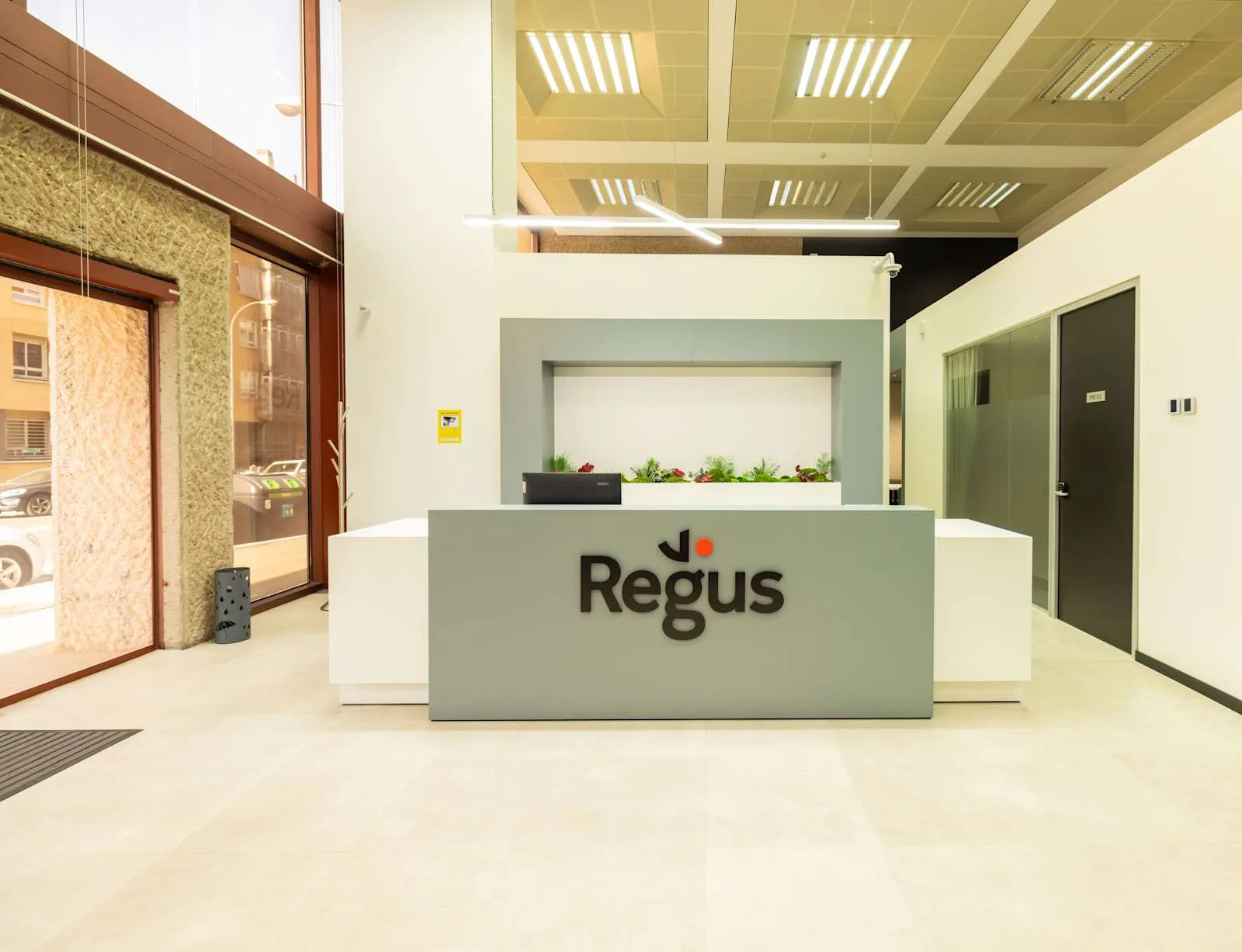 Regus - Luca de Tena