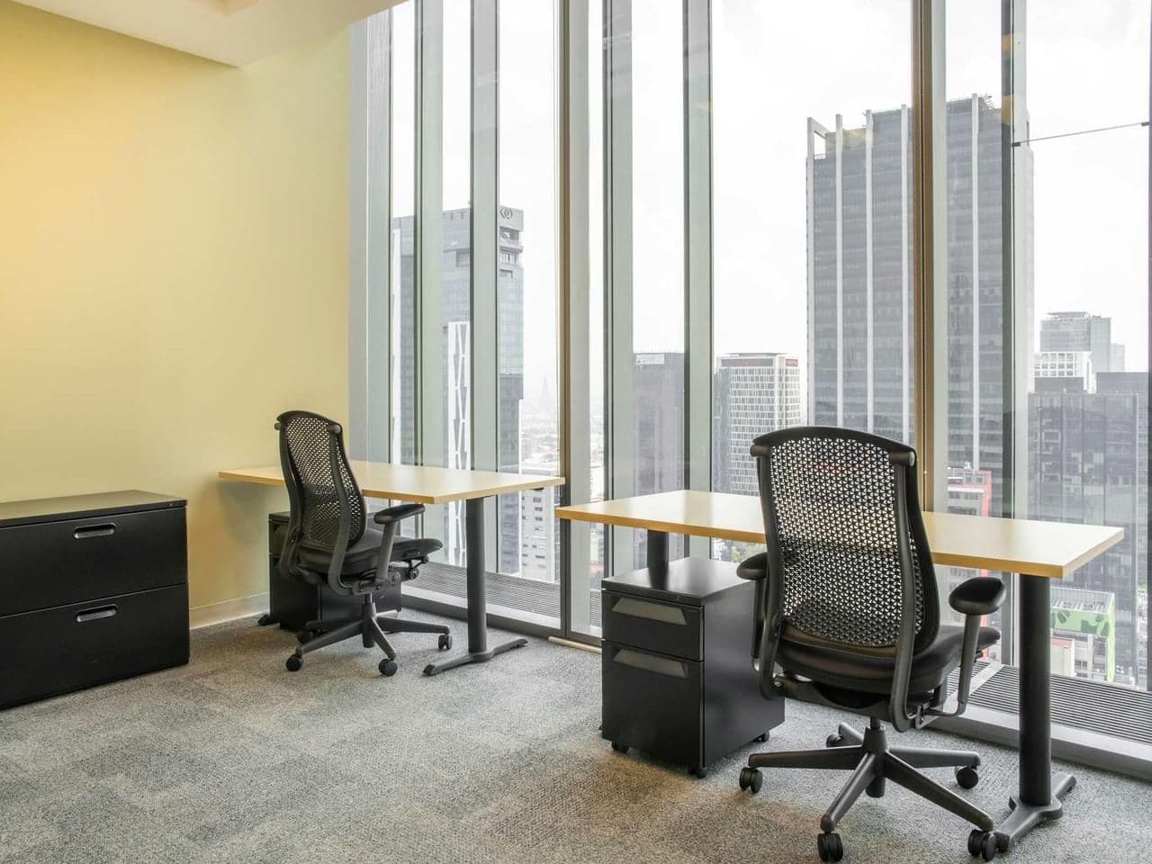 Regus New York Life Tower