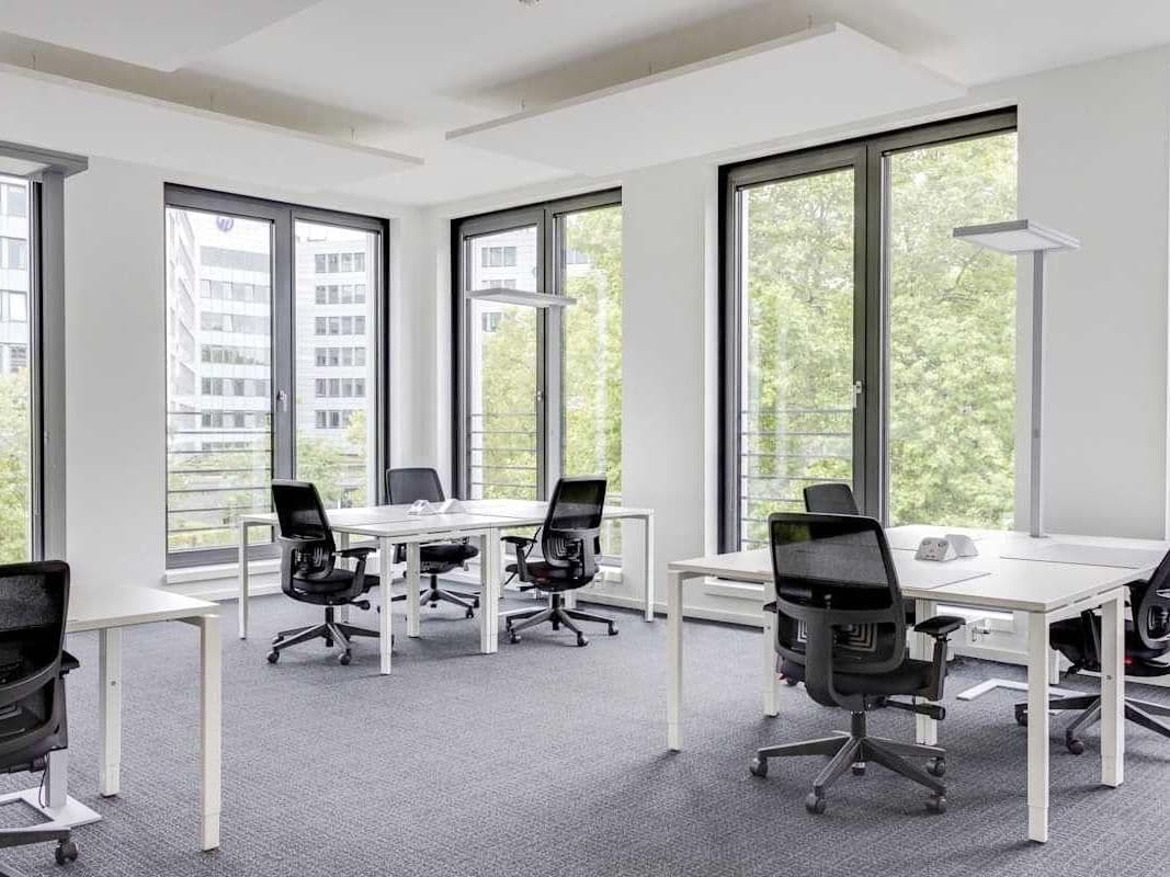 Regus - Torre Fernando Mazuera