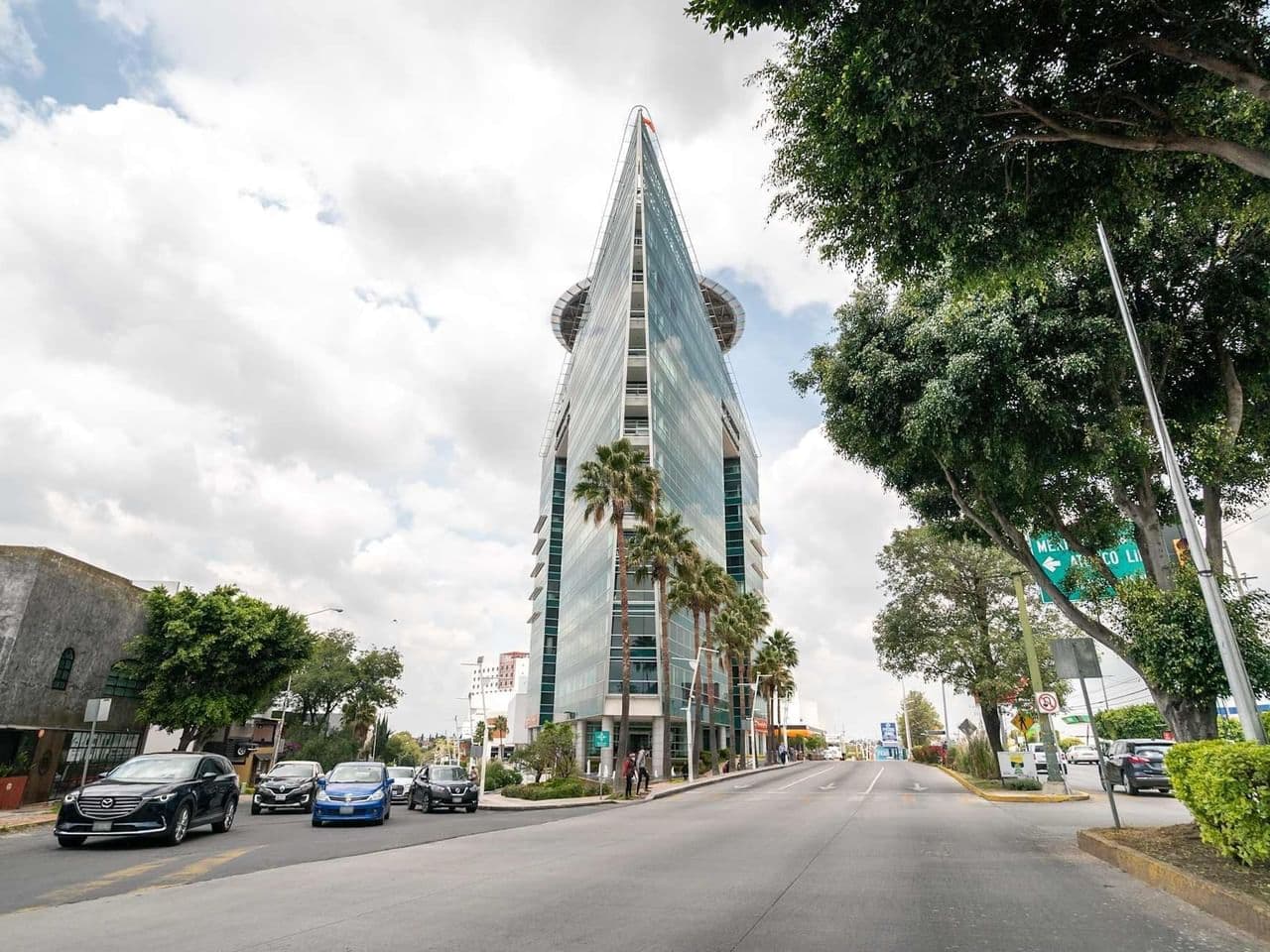 Regus - Triangle Tower