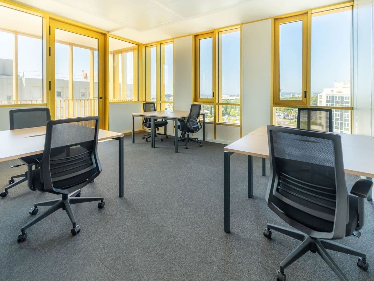 Sundesk Grand Arenas
