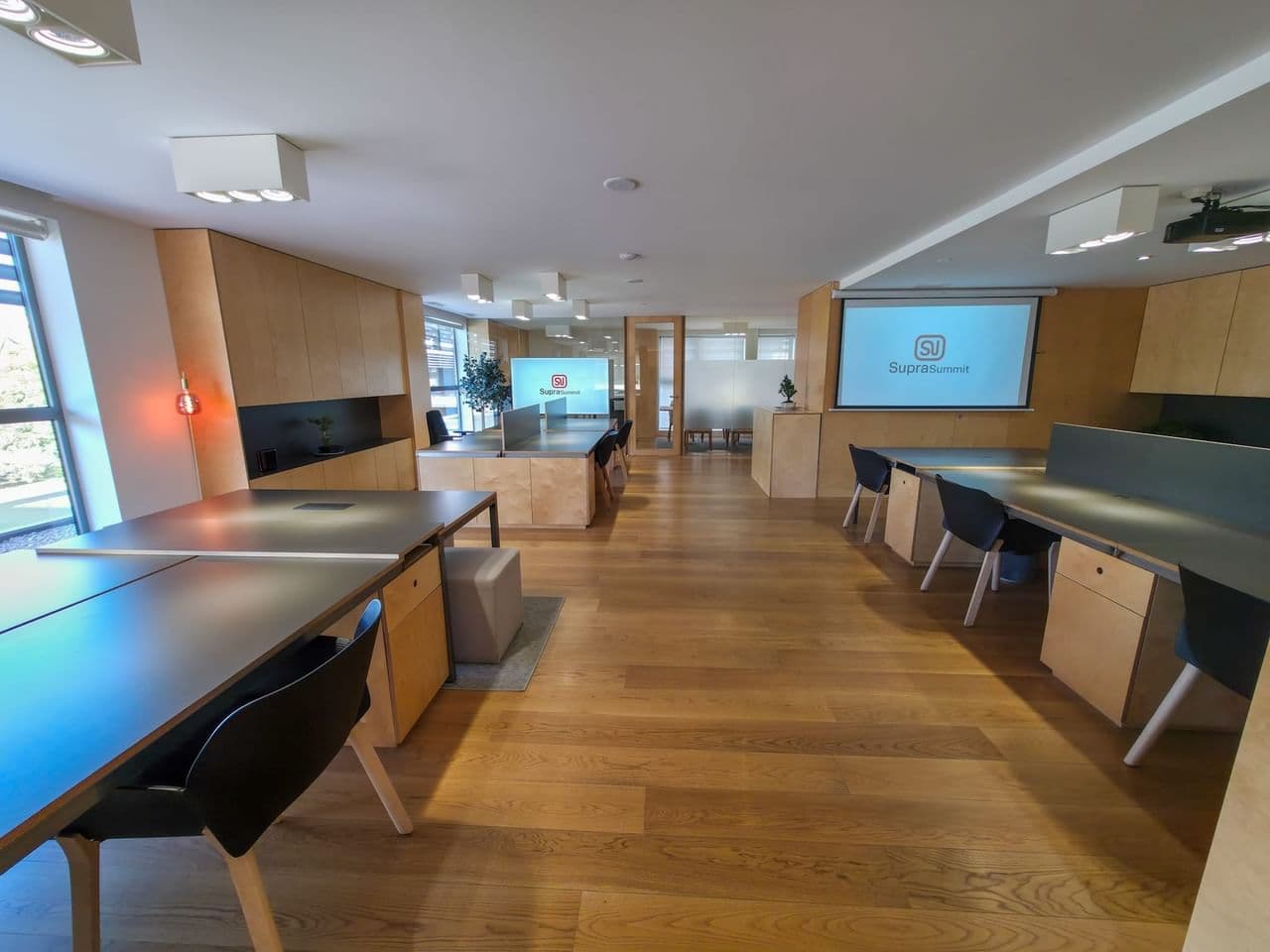 Suprasummit Hub